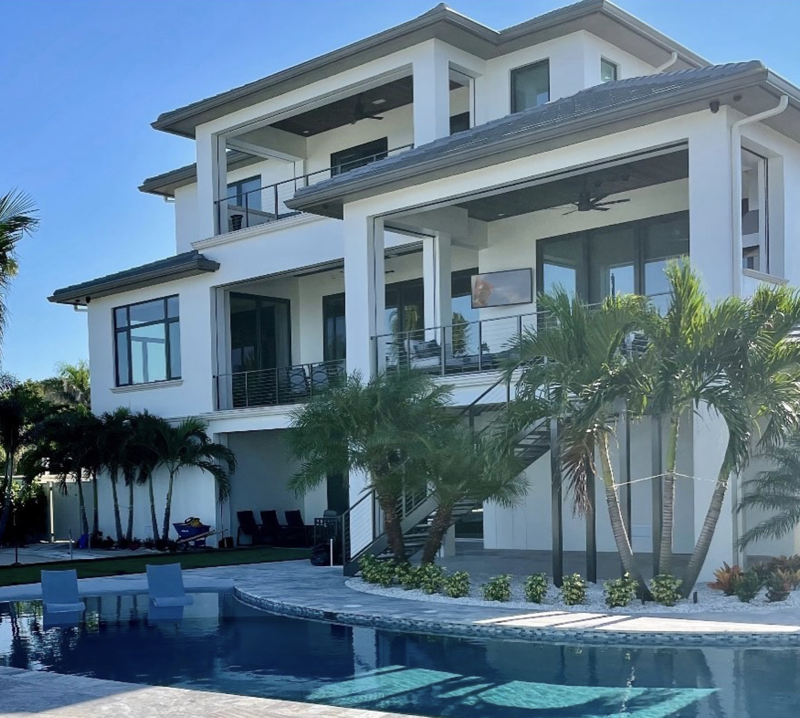 Luxury Home Builder in Belleair